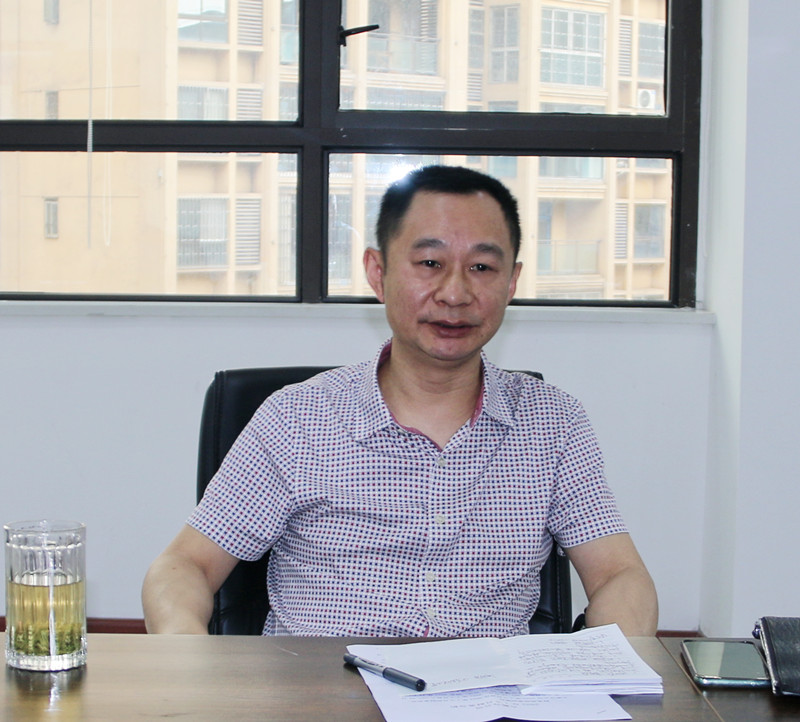 集团公司总经理张跃林深入叙永分公司调研工作(图3) 张跃林强调相关工作.jpg