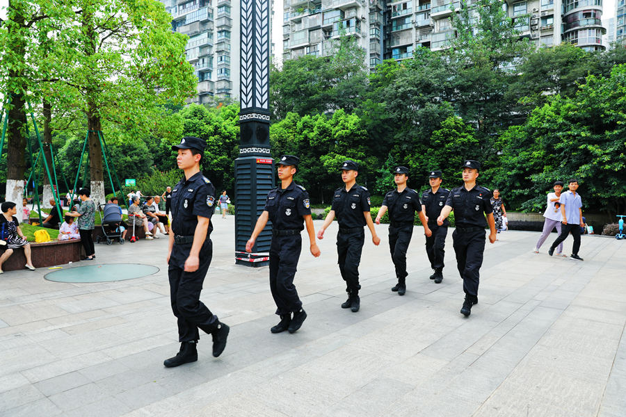 喜迎二十大 保安护平安|泸州市保安服务有限责任公司开展“7.24”保安行业主题宣传日活动(图6) 配图7.jpg