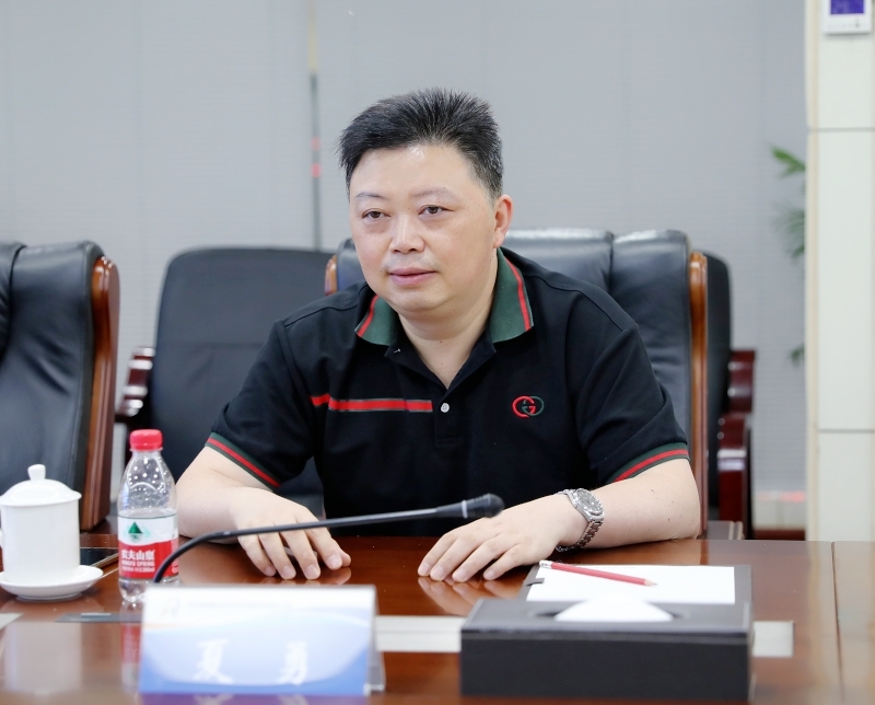 上海保安押运公司到四川融通安防集团考察交流(图6) 夏董事长.jpg