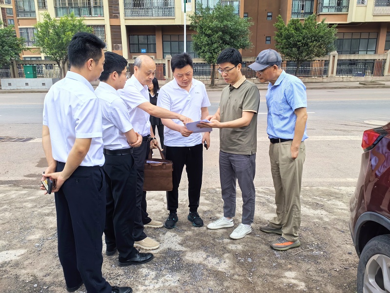 集团公司党委书记、董事长夏勇到古蔺分公司调研指导工作(图2) 照片4.jpg
