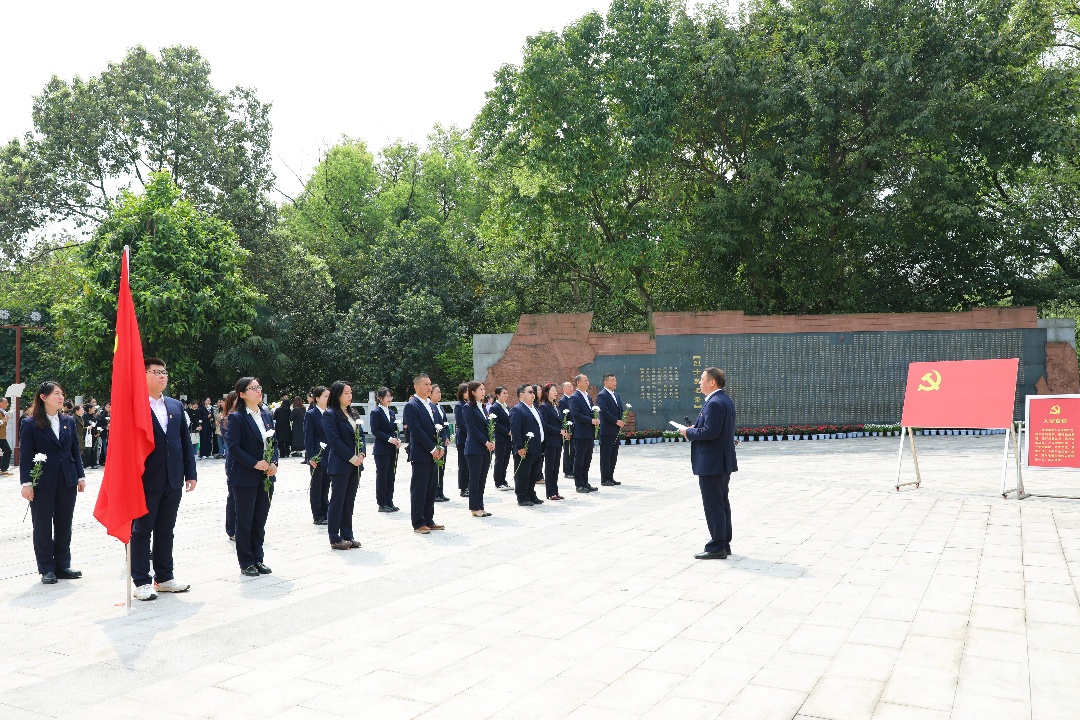 传承红色基因 赓续英烈精神|机关党支部开展清明祭英烈主题党日活动(图6) 配图1.jpg