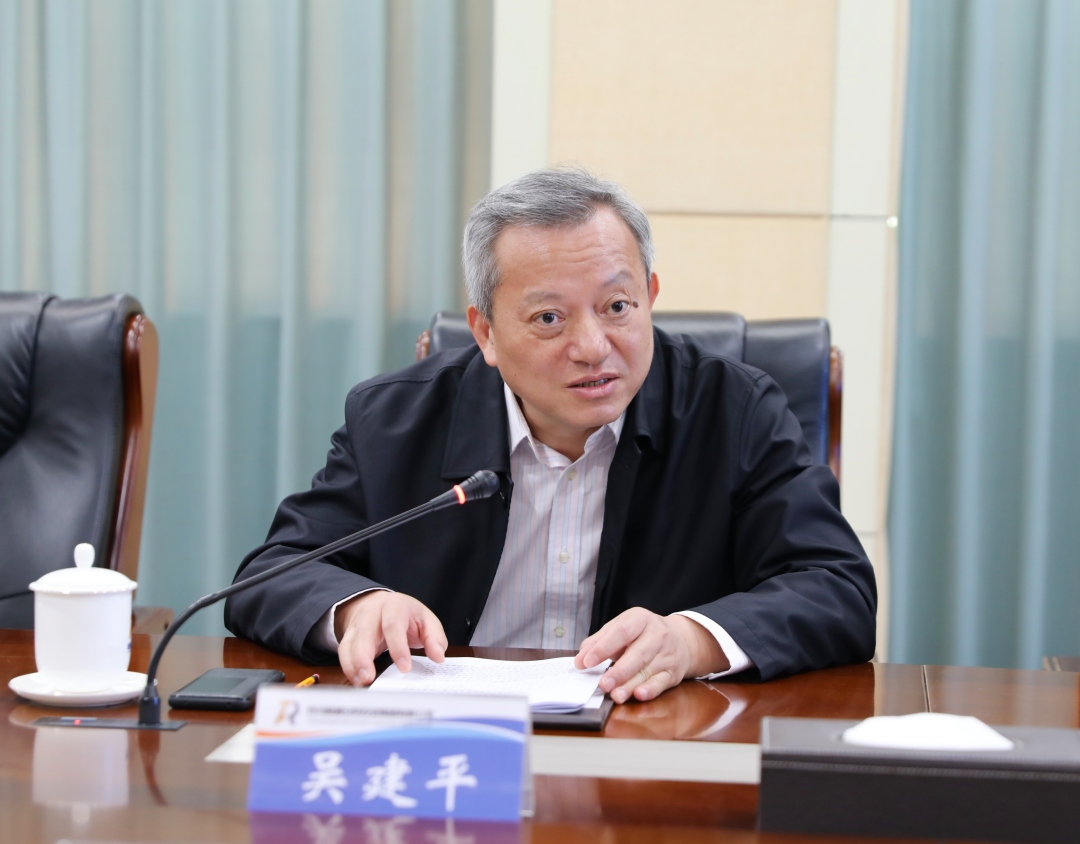 吴建平副会长.JPG
