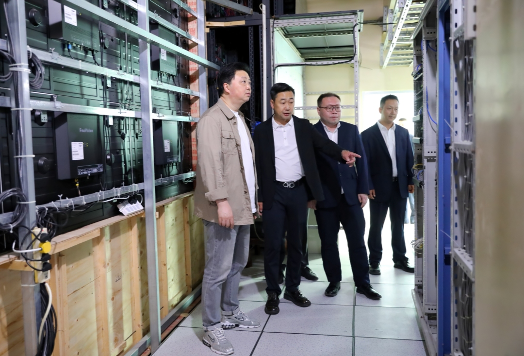 依托安防科技 筑牢安全防线|夏勇董事长率队赴银通科技公司开展“五一”节前安全环保督导检查(图1) 配图1.jpg