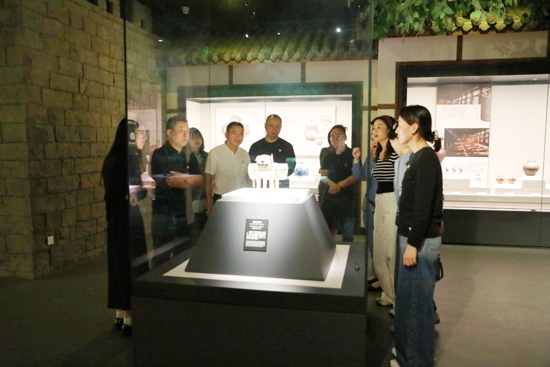 从千年文脉中汲取奋进力量|四川融通安防集团机关党支部开展沉侵式主题党日活动(图6) 0162b01844ccd9608b65deb76737cc6c.jpg