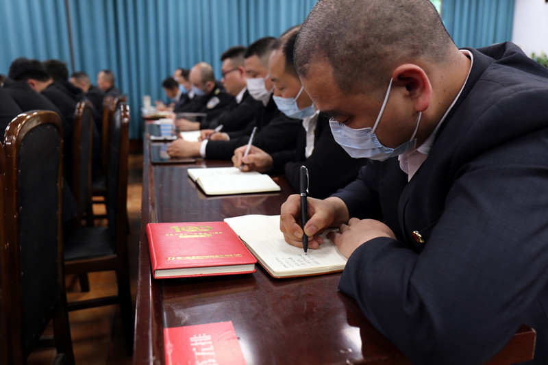 共话百年党史，汲取奋进力量 ——四川融通安防集团举行党史学习教育专题讲座(图3)