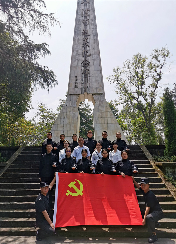 传承红色基因  践行初心使命 金盾安防职业培训学校组织师生参观 泸顺起义陈列馆(图4)